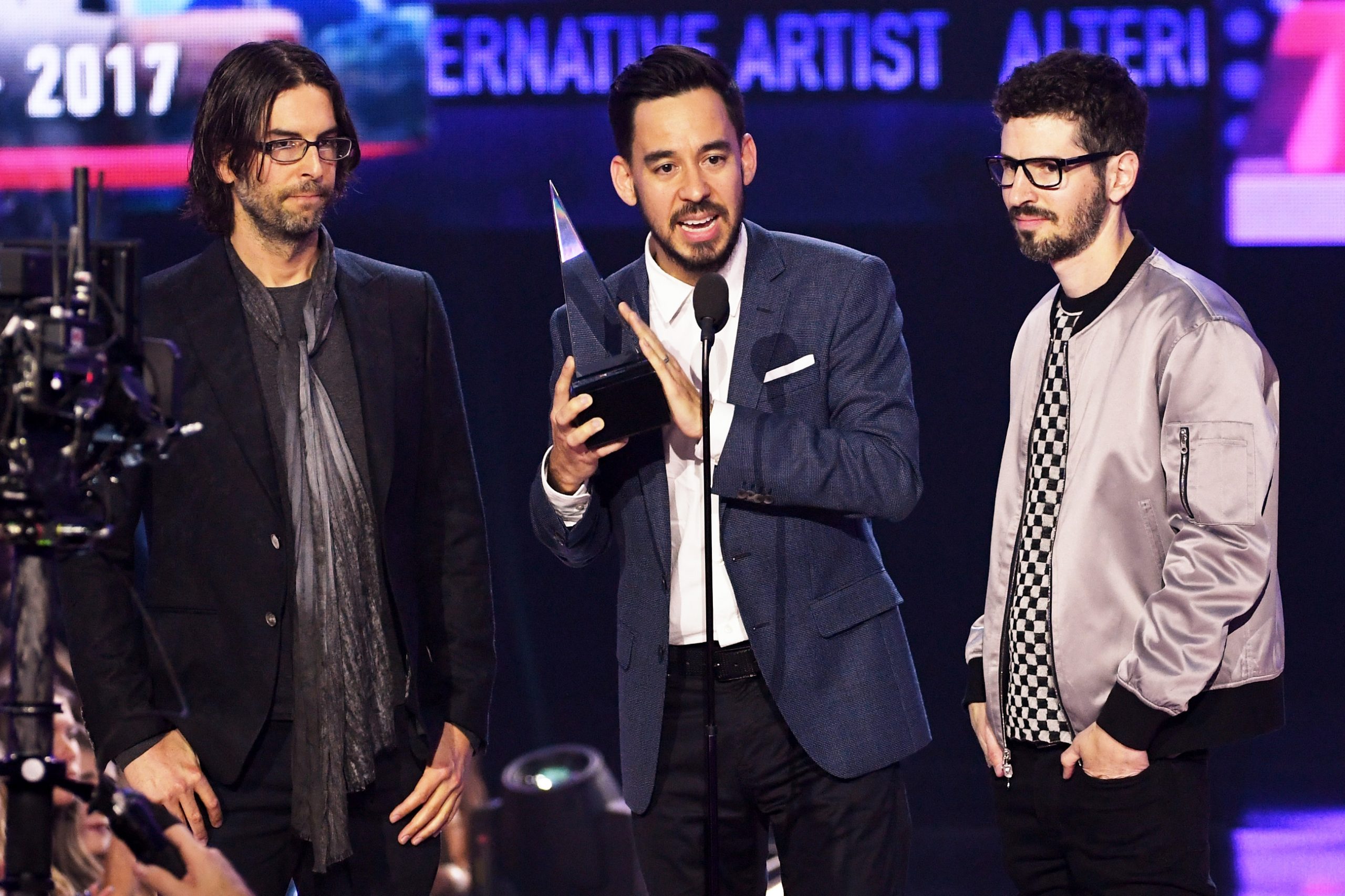 Linkin Park is looking for a vocalist to replace the late Chester Bennington