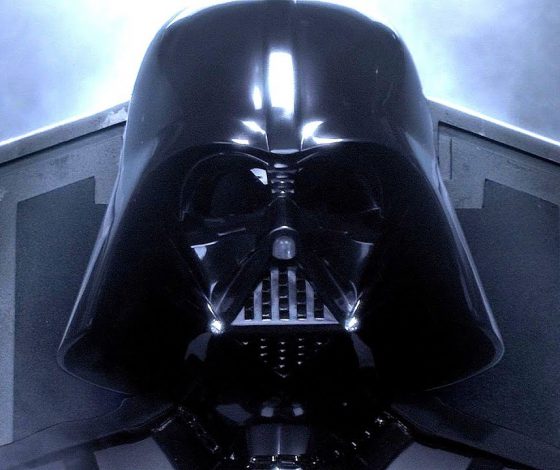 Вор попытался украсть шлем Дарта Вейдера из «Звездных войн»