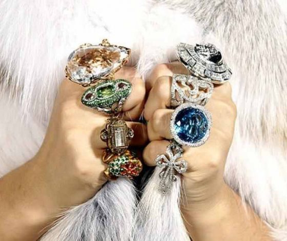 Как стать звездой новогодней вечеринки? Все дело в украшениях