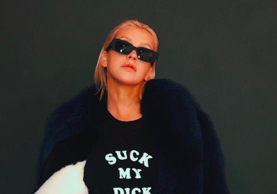 Очень красивая Кристина Агилера и ее трибьют Уитни Хьюстон на AMA 2017