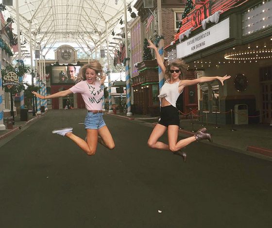 Тейлор Свифт и Блейк Лайвли замечены на совместном ужине