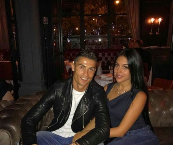 Отмечают победу? Криштиану Роналду и Джорджина Родригес отдыхают на яхте