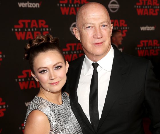 Дочь Кэрри Фишер Билли Лурд с папой и другие звезды на премьере «Звездные войны: Последние джедаи»