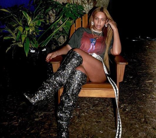 Бейонсе поделилась новыми фотографиями!