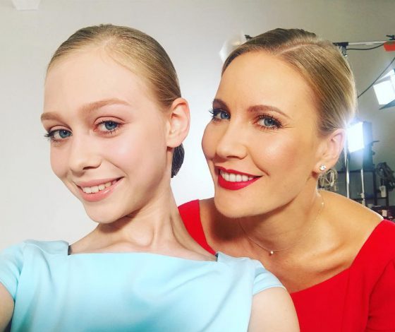 На 16-летнюю ведущую «Пятницы» напали с ножом