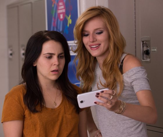 Почему все твои друзья публикуют списки контактов? Анализируем самое популярное приложение недели