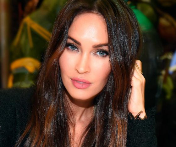 Первый выход: Меган Фокс с Колсоном Бэйкером и детьми