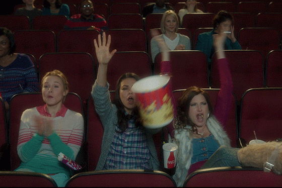 Планы на выходные 9–10 декабря: Мила Кунис, ярмарка елочных игрушек и коктейли