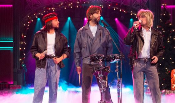 Новый «Вечерний Ургант»: крутая пародия на «Розовое вино», Федук и дуэт Билана с Лазаревым