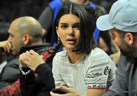 Не расстались! Кендалл Дженнер замечена на матче Блейка Гриффина