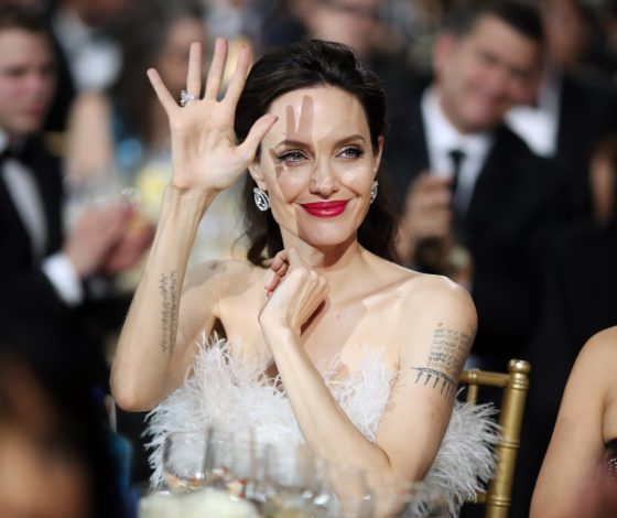 Прошла премия Critics’ Choice Awards. Лучшие наряды уже здесь!