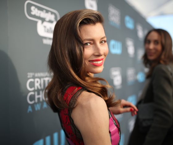 Лучшие бьюти-образы церемонии Critic's Choice Awards – 2018