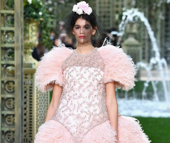 Смотри показ Chanel Couture 2018 здесь!
