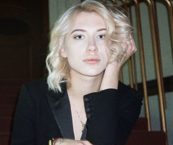 Новое поколение: дочь Виктории Шеляговой Варя об отце, путешествиях и сложных отношениях с семьей