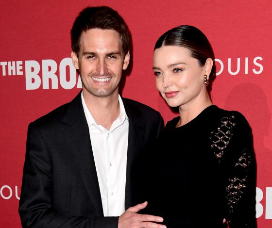 Беременная Миранда Керр и Эван Шпигель на вечере The Broad и Louis Vuitton в Лос-Анджелесе