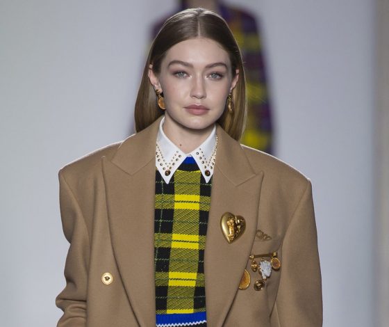 Наталья Водянова, Джиджи Хадид, Кайя Гербер и весь показ Versace здесь!