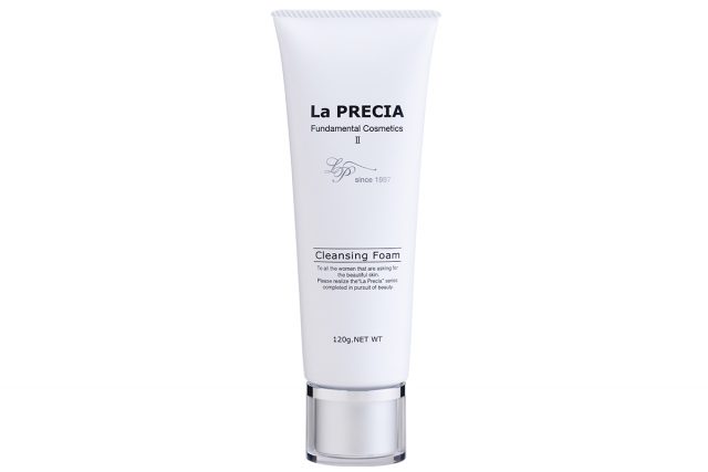 Фото  японской очищающей пенки для лица La Precia Cleansing Foam