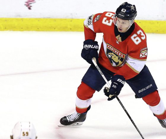 Как звезды поздравили наших хоккеистов с золотой медалью?