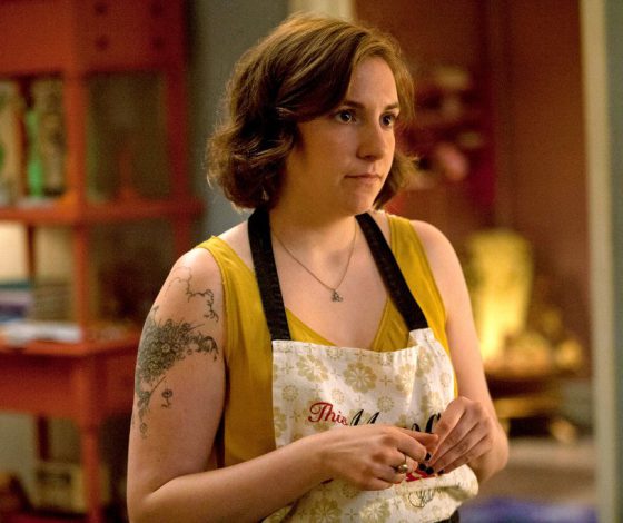 Лина Данэм сделала селфи в стиле Ким Кардашьян. Зачеееем?