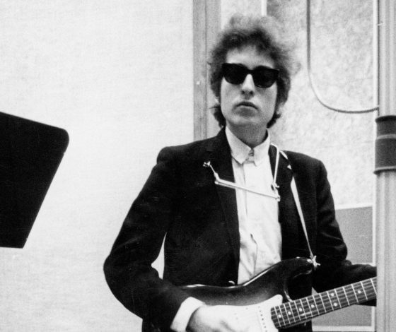 Девушка, обвинившая Боба Дилана в изнасиловании, отозвала свой иск