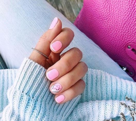 Какой маникюр сделать на День всех влюбленных?