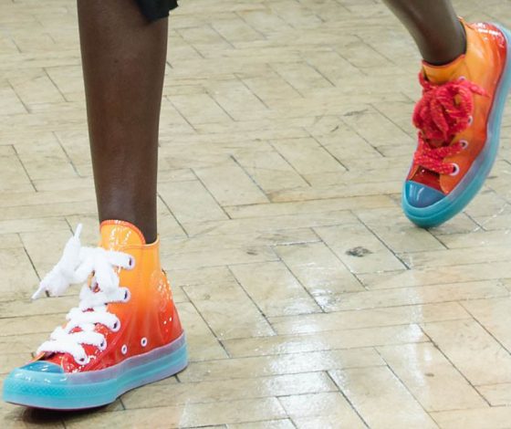 15 самых странных пар обуви на Неделе моды в Лондоне