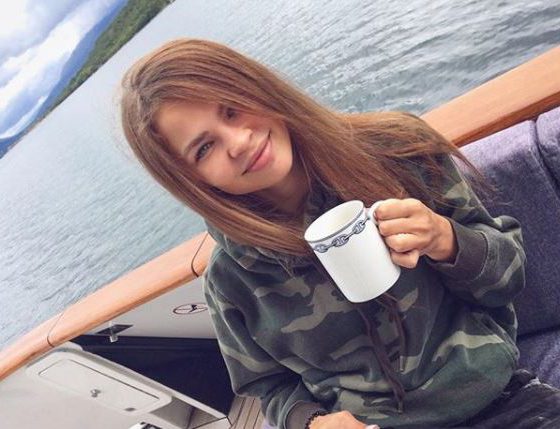 Это когда-нибудь закончится? Настя Рыбка просит политического убежища в США