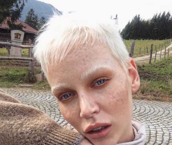 Новый тренд – белые брови! Как тебе?