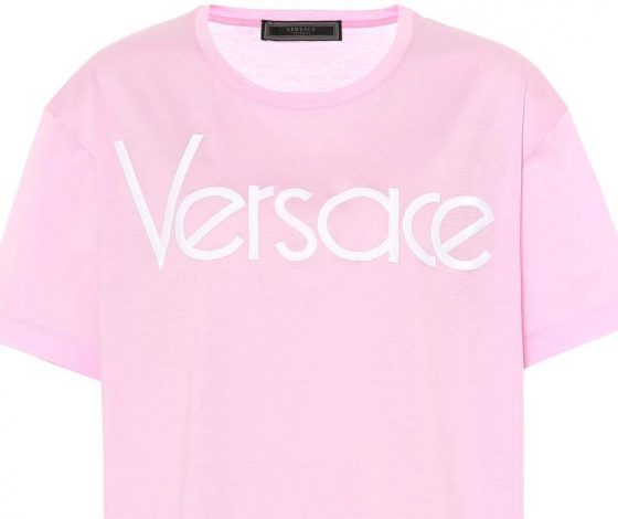 От браслетов до носков: что подарить себе и близким на 8 марта?