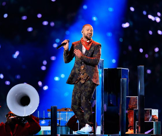 Как Twitter отреагировал на выступление Тимберлейка на «Суперкубке»? Это очень смешно!