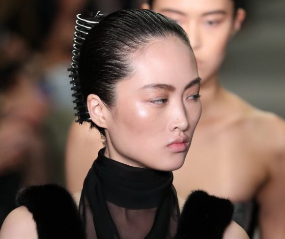 Hot or not: заколка из 90-х. Носить или нет?