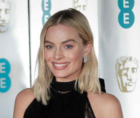 Цифра дня: сколько стоит платье Марго Робби?