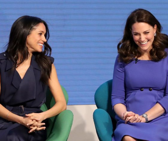 Кейт Миддлтон и Меган Маркл стали «эмоджи». И очень даже симпатичными!
