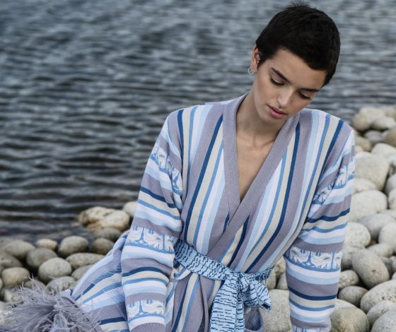 Кардиганы из 100% хлопка изображением полотен художников в новом весеннем лукбуке 7KA