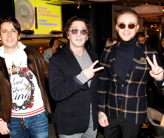 Пресс-завтрак премии «МУЗ-ТВ»: Галкин снова шутит над президентством Собчак, а Лепс обнимается с Биланом 