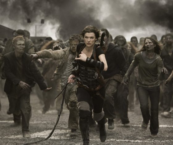 В соцсетях обнаружили роковые параллели между 2025 и 1941 годом. Узнали у астролога, правда ли год Змеи несет опасность