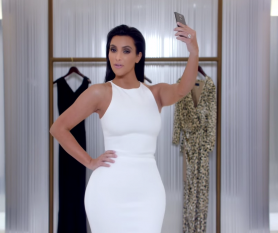 Выяснили! Какие части тела чаще всего фэйстюнят звезды?