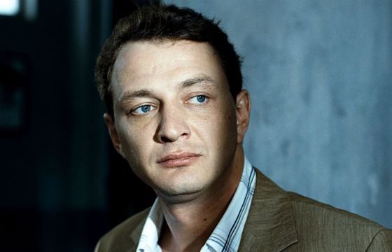 Какая ирония: Башаров сыграл пьяницу, избивающего жену