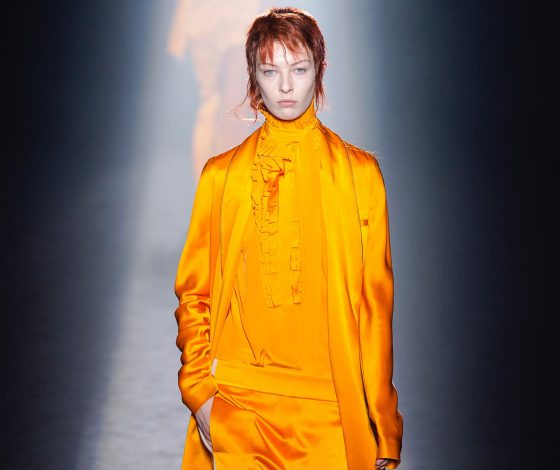 Смотри показ Haider Ackermann здесь!