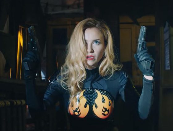 Группа «Ленинград» поздравила женщин с 8 марта новым клипом