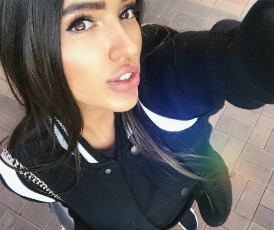 Почему все смеются над участницей шоу «Холостяк» Викторией Коротковой, и при чем здесь Демна Гвасалия?