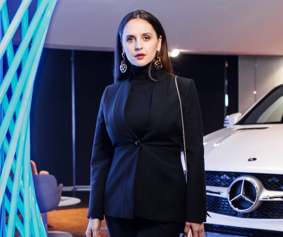 Мария Шумакова и другие звезды на открытии выставки Инны Панасенко