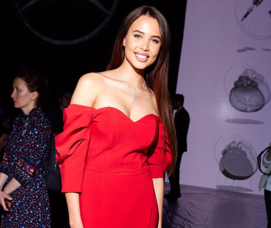 Анастасия Решетова, Айза Анохина и Филипп Киркоров на показе Bella Potemkina