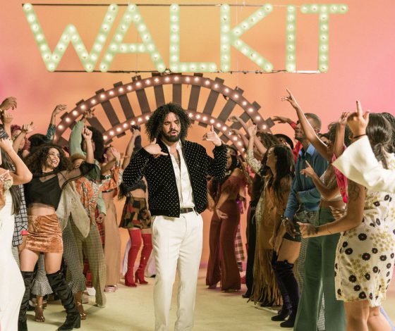 Дрейк и Migos выпустили новый клип, и он очень похож на «Танцуй, Виталик!» Муси Тотибадзе