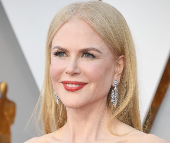 Что в косметичке у Николь Кидман? Актриса раскрыла секрет своей молодости