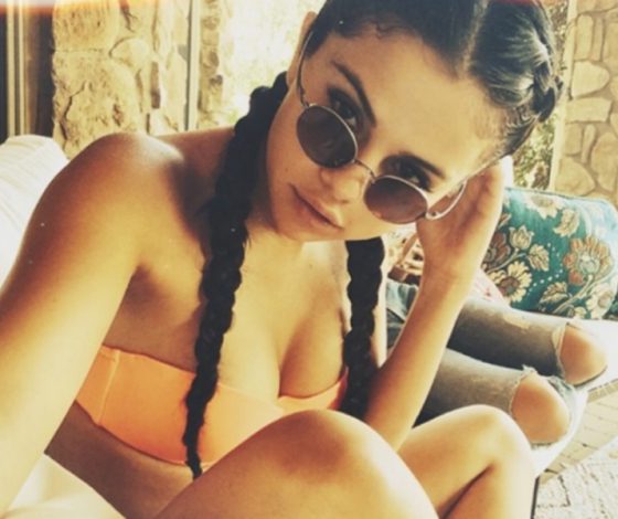 Лучшие фото Селены Гомес в бикини