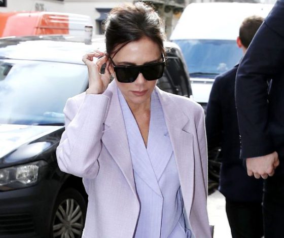 В день рождения Виктории Бэкхем вспоминаем ее лучшие очки