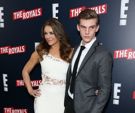 Новые подробности: что сейчас с племянником Элизабет Херли, которого ранили в Лондоне?