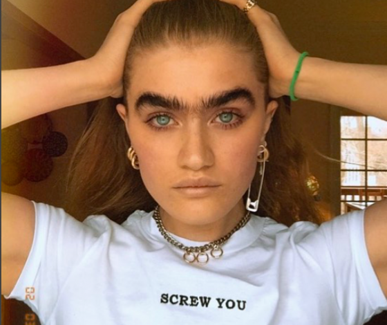 Топ-блогеров с невероятно широкими бровями