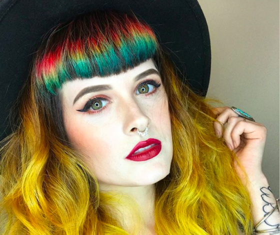 Челка-радуга: тренд или очередная глупость?
